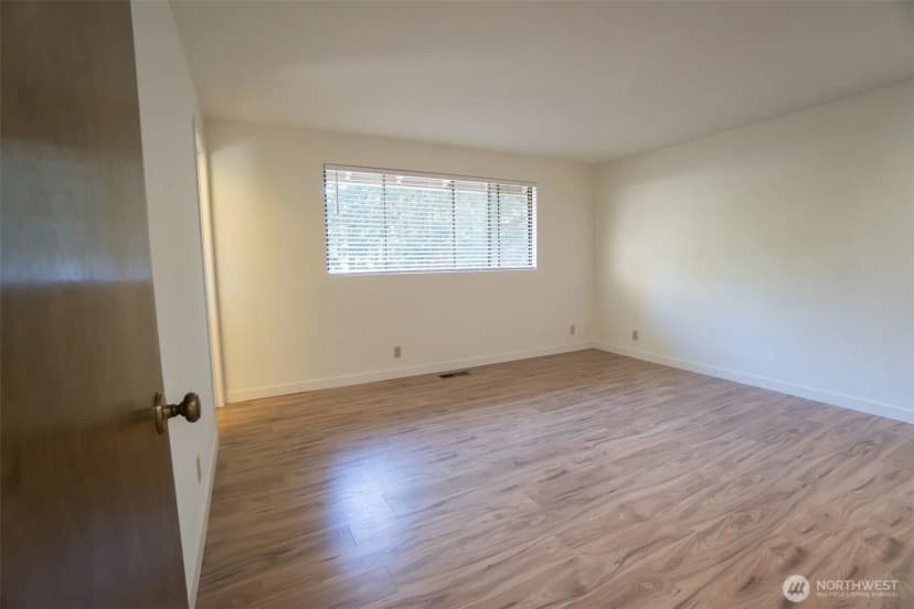 Property photo for 16255 Ne 165th Street, Woodinville photo 15