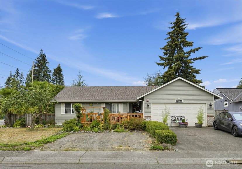 Property photo for 11606 Se 219th Place, Kent photo 2