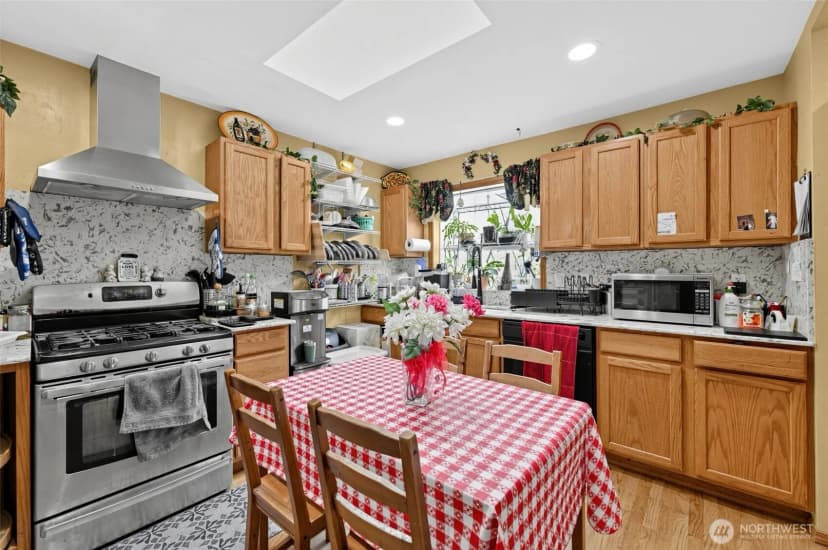 Property photo for 11606 Se 219th Place, Kent photo 16