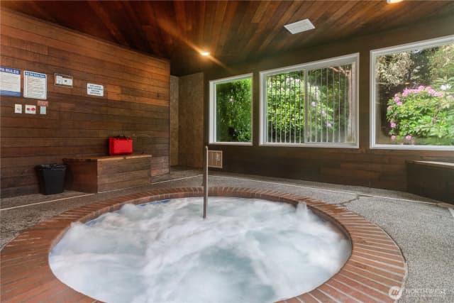 Property photo for 12618 100th Lane Ne #j248, Kirkland photo 3