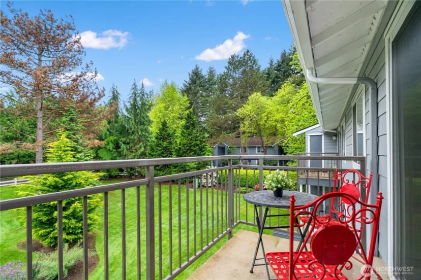 Property photo for 12618 100th Lane Ne #j248, Kirkland photo 10
