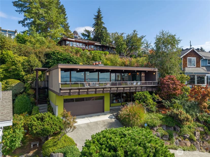 Property photo for 2730 53rd Avenue Sw, Seattle photo 2