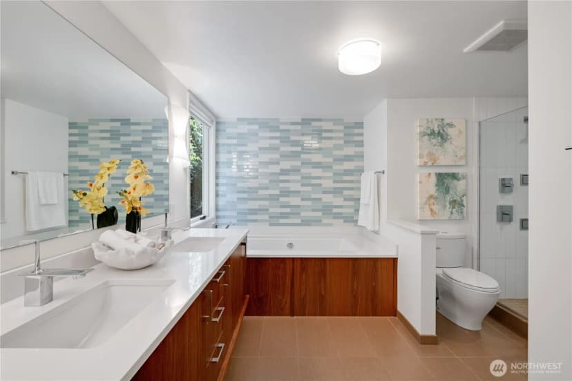 Property photo for 2730 53rd Avenue Sw, Seattle photo 16