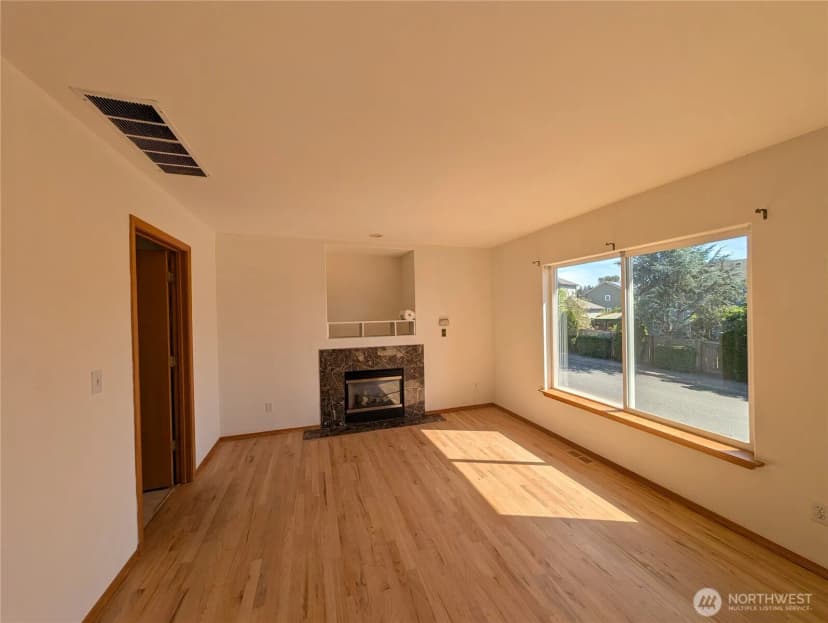 Property photo for 27721 145th Place Se, Kent photo 7