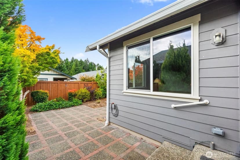 Property photo for 8654 Bainbridge Loop Ne, Olympia photo 32