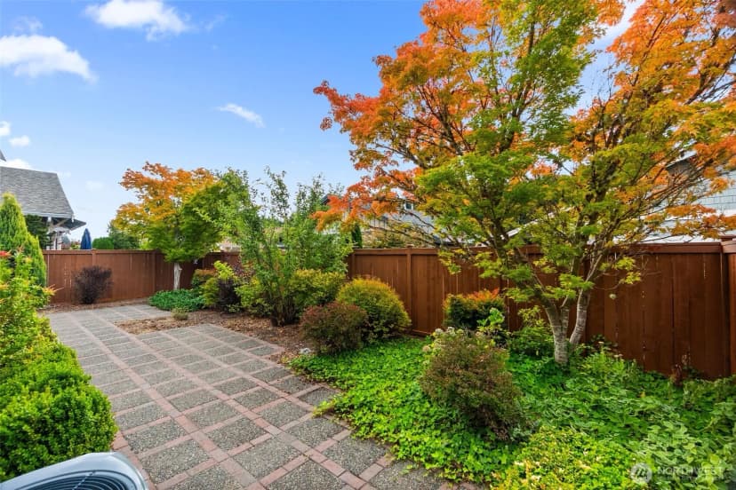 Property photo for 8654 Bainbridge Loop Ne, Olympia photo 29