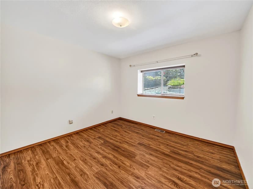 Property photo for 30478 227th Place Se, Black Diamond photo 21