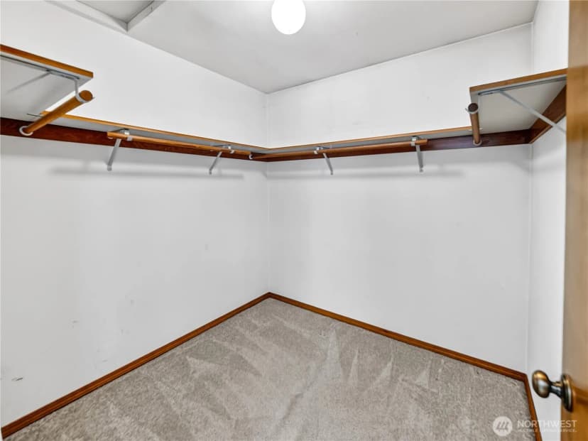 Property photo for 30478 227th Place Se, Black Diamond photo 25