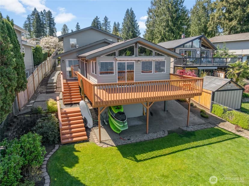 Property photo for 30478 227th Place Se, Black Diamond photo 2