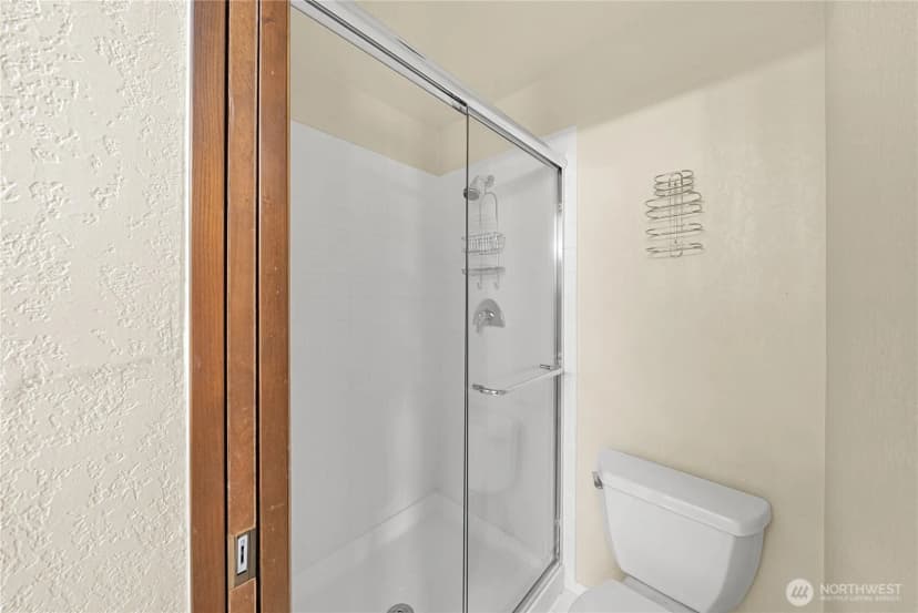 Property photo for 5108 60th Avenue Ct W, University Place photo 21
