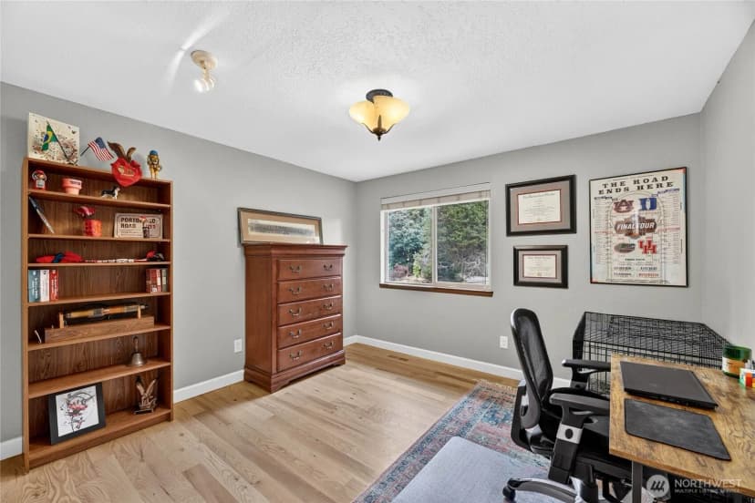 Property photo for 2315 Sw 118th Court, Burien photo 19