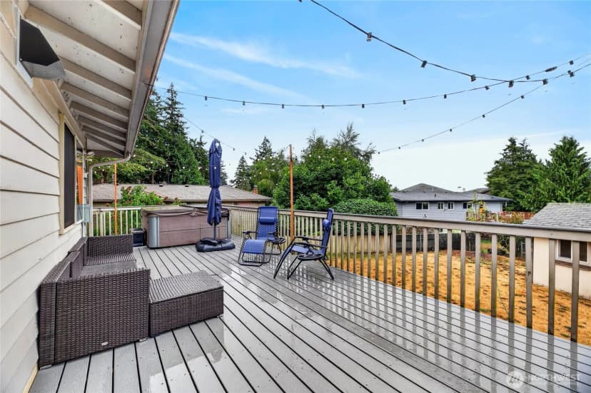 Property photo for 2315 Sw 118th Court, Burien photo 30