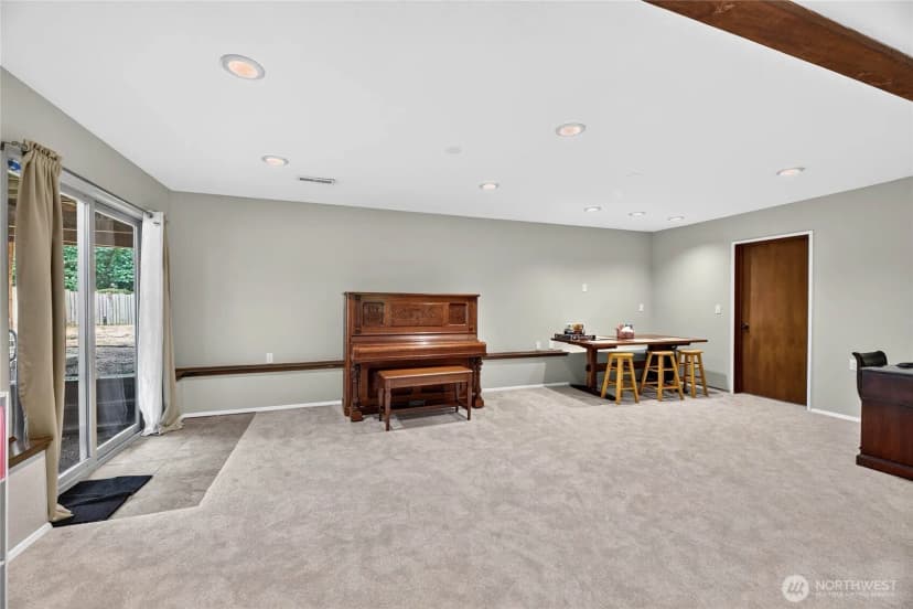 Property photo for 2315 Sw 118th Court, Burien photo 26