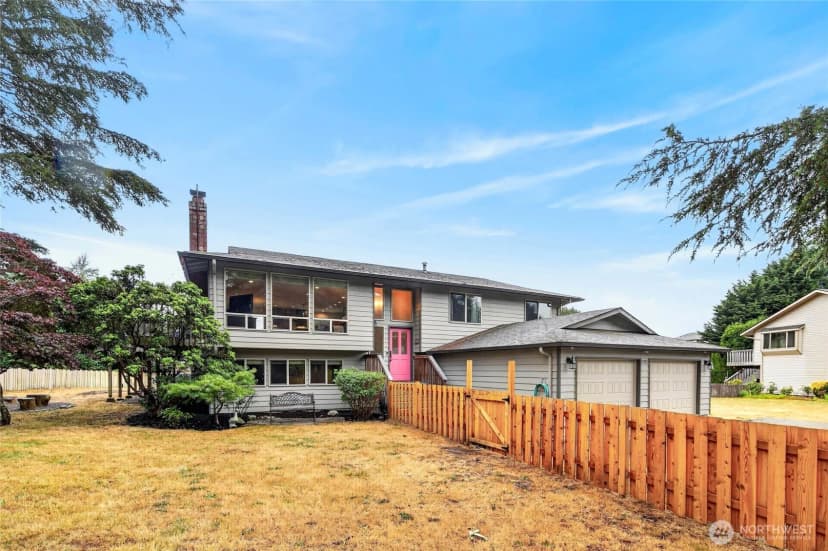 Property photo for 2315 Sw 118th Court, Burien photo 40
