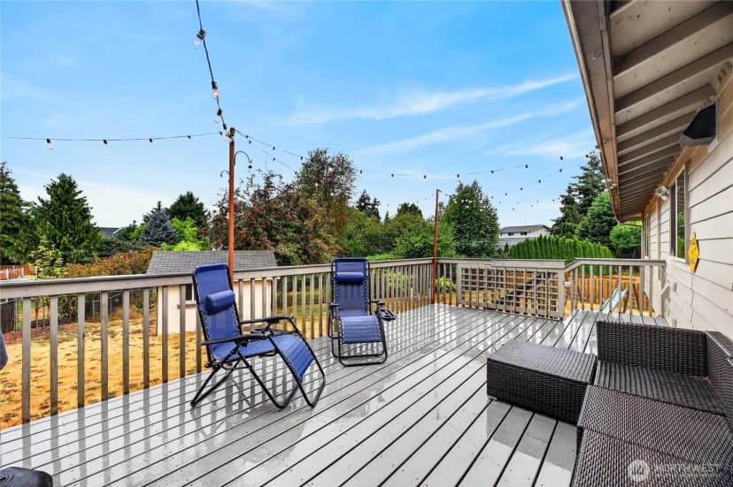 Property photo for 2315 Sw 118th Court, Burien photo 31