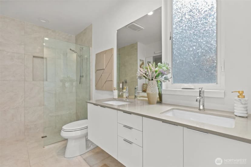Property photo for 716 11th Avenue E #a, Seattle photo 13