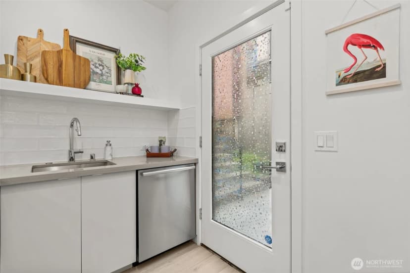 Property photo for 716 11th Avenue E #a, Seattle photo 9