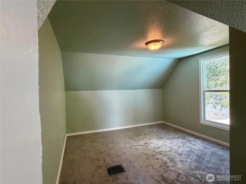 Property photo for 105 Se Pope Avenue, Wilbur photo 29