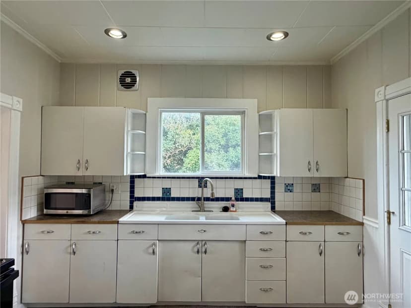 Property photo for 105 Se Pope Avenue, Wilbur photo 13