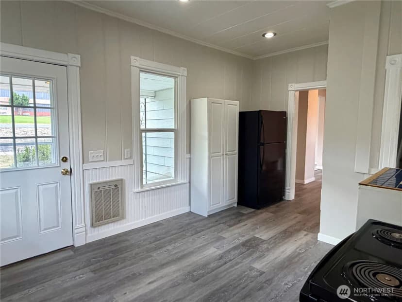Property photo for 105 Se Pope Avenue, Wilbur photo 15
