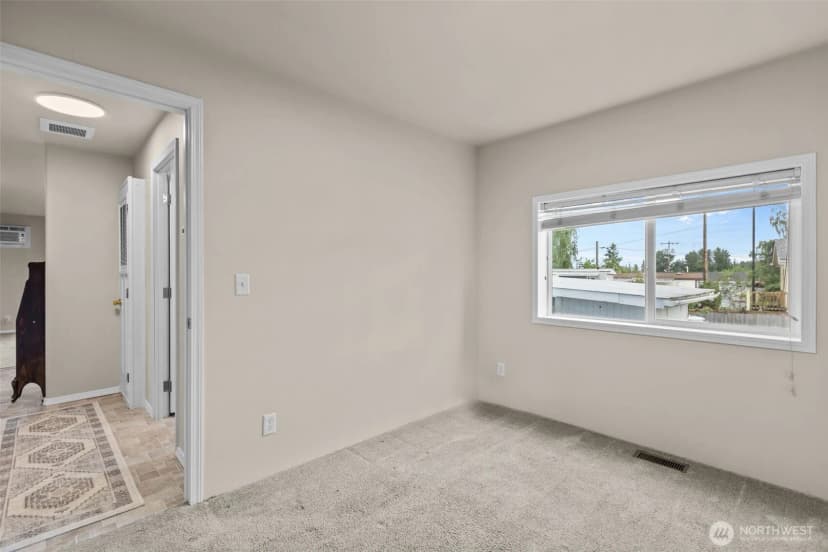 Property photo for 14322 Admiralty Way #12, Lynnwood photo 12