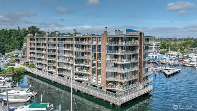 Property photo for 9500 Rainier Avenue S #312, Seattle photo 3