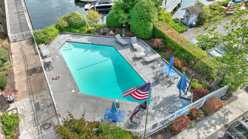 Property photo for 9500 Rainier Avenue S #312, Seattle photo 4