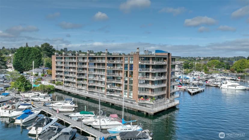 Property photo for 9500 Rainier Avenue S #312, Seattle photo 2