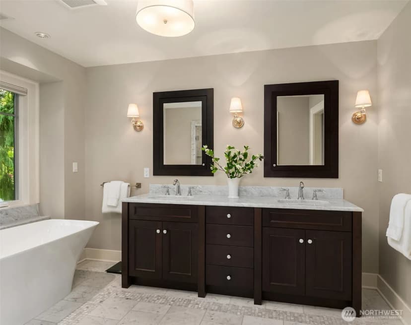 Property photo for 3045 71st Avenue Se, Mercer Island photo 19