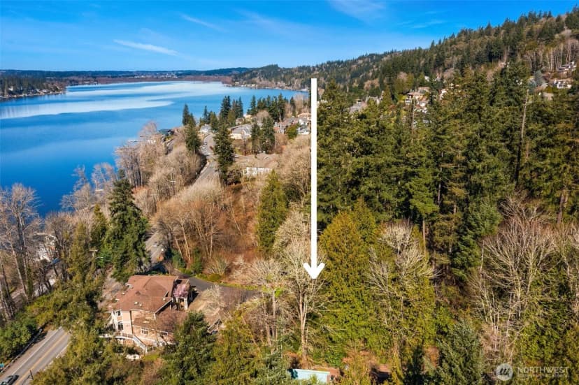 Property photo for 11 Xx E Lake Sammamish Parkway Ne, Sammamish photo 8