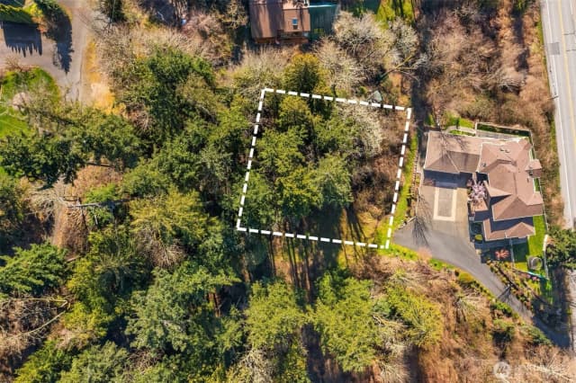 Property photo for 11 Xx E Lake Sammamish Parkway Ne, Sammamish photo 4