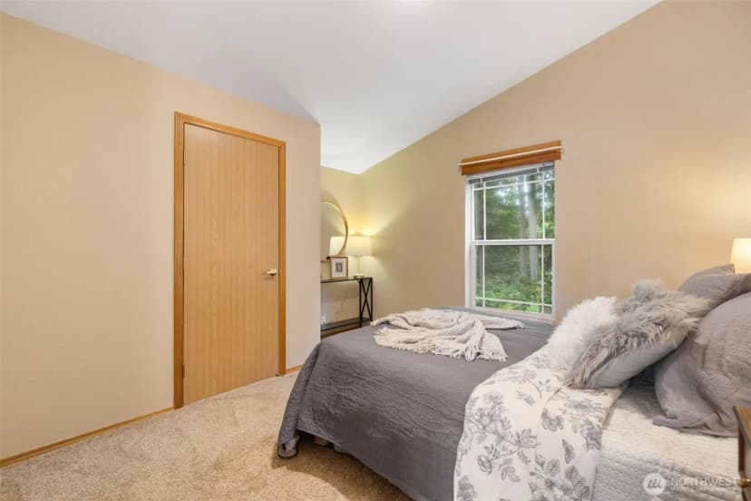 Property photo for 7021 Cliff Avenue Sw, Longbranch photo 19