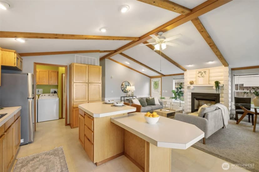 Property photo for 7021 Cliff Avenue Sw, Longbranch photo 14