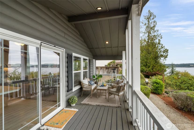 Property photo for 7021 Cliff Avenue Sw, Longbranch photo 22
