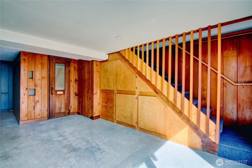 Property photo for 18824 Jolly Road, Burlington photo 20