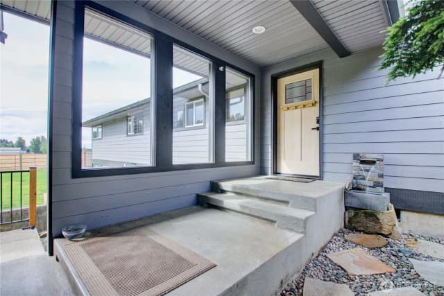 Property photo for 18824 Jolly Road, Burlington photo 2