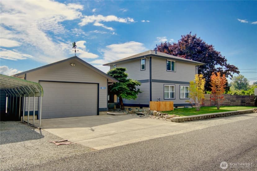 Property photo for 18824 Jolly Road, Burlington