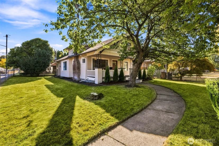 Property photo for 4501 Pacific Avenue, Tacoma photo 2