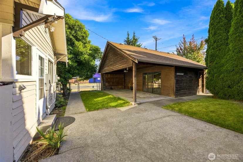 Property photo for 4501 Pacific Avenue, Tacoma photo 28