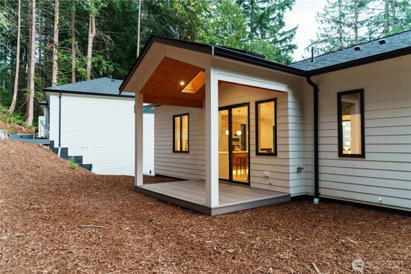 Property photo for 8 Shooting Star Court, Bellingham photo 4