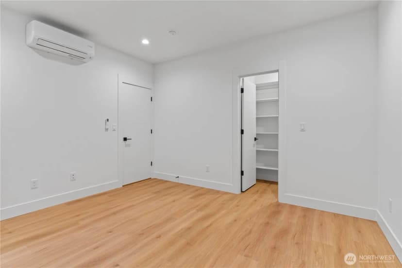 Property photo for 8 Shooting Star Court, Bellingham photo 33