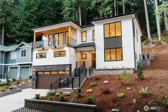 Property photo for 8 Shooting Star Court, Bellingham photo 3