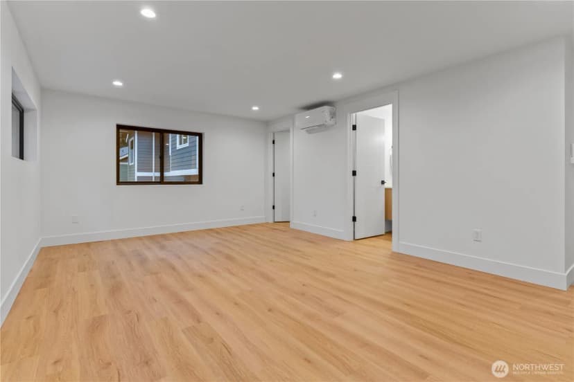 Property photo for 8 Shooting Star Court, Bellingham photo 29
