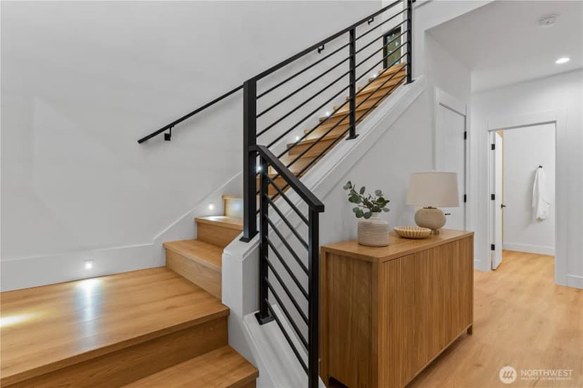 Property photo for 8 Shooting Star Court, Bellingham photo 7