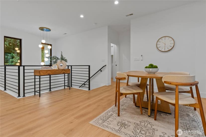 Property photo for 8 Shooting Star Court, Bellingham photo 15