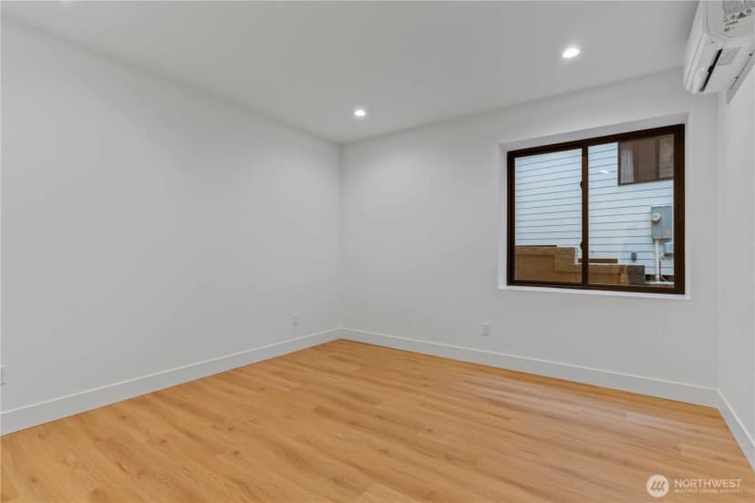 Property photo for 8 Shooting Star Court, Bellingham photo 34