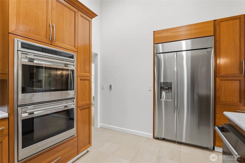 Property photo for 22525 141st Avenue Se, Kent photo 11