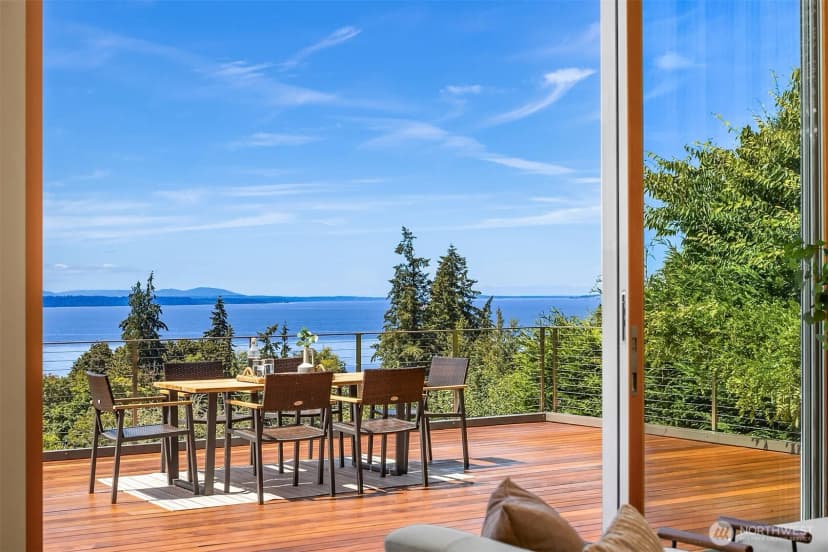 Property photo for 17020 74th Avenue W, Edmonds