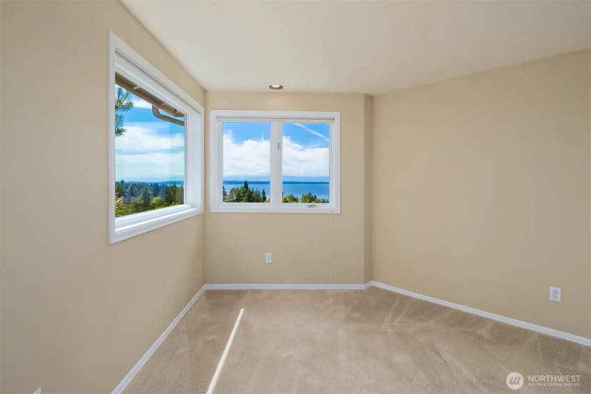 Property photo for 17020 74th Avenue W, Edmonds photo 29