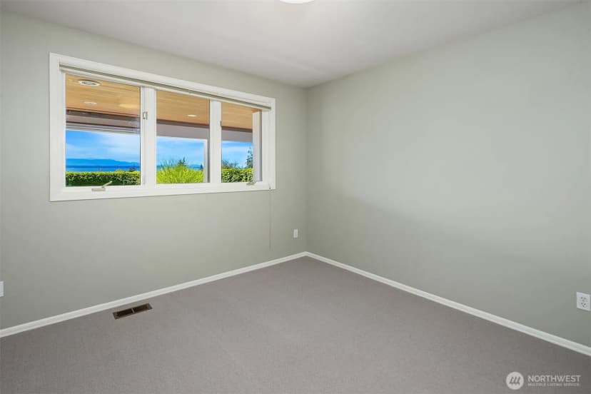 Property photo for 17020 74th Avenue W, Edmonds photo 35